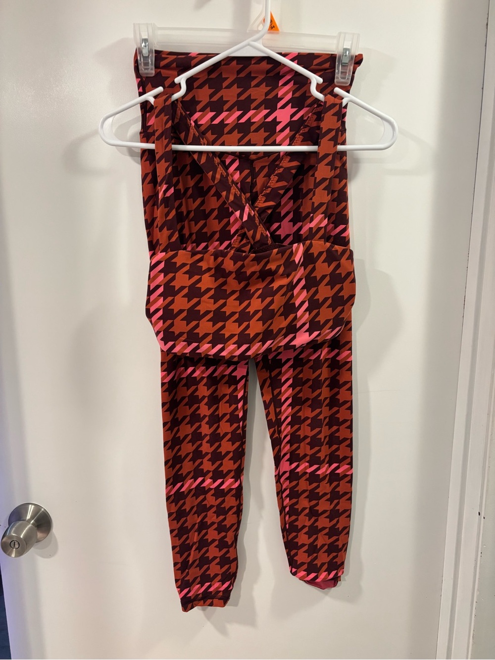 aerie Houndstooth legging and sports bra set in Pink & Brown